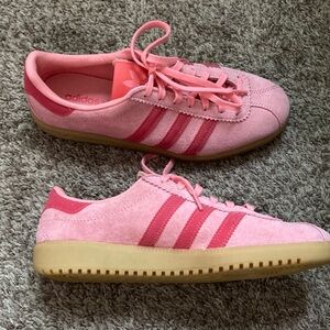 Adidas suede sneaker